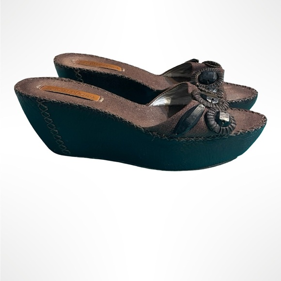 BCBGMaxazria wedge sandals with beaded embellishments women’s size 7 - Picture 3 of 5